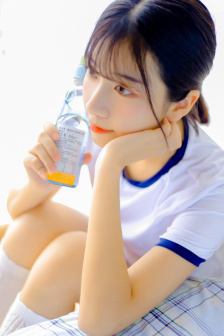 一区二区三区国产最好的精华液